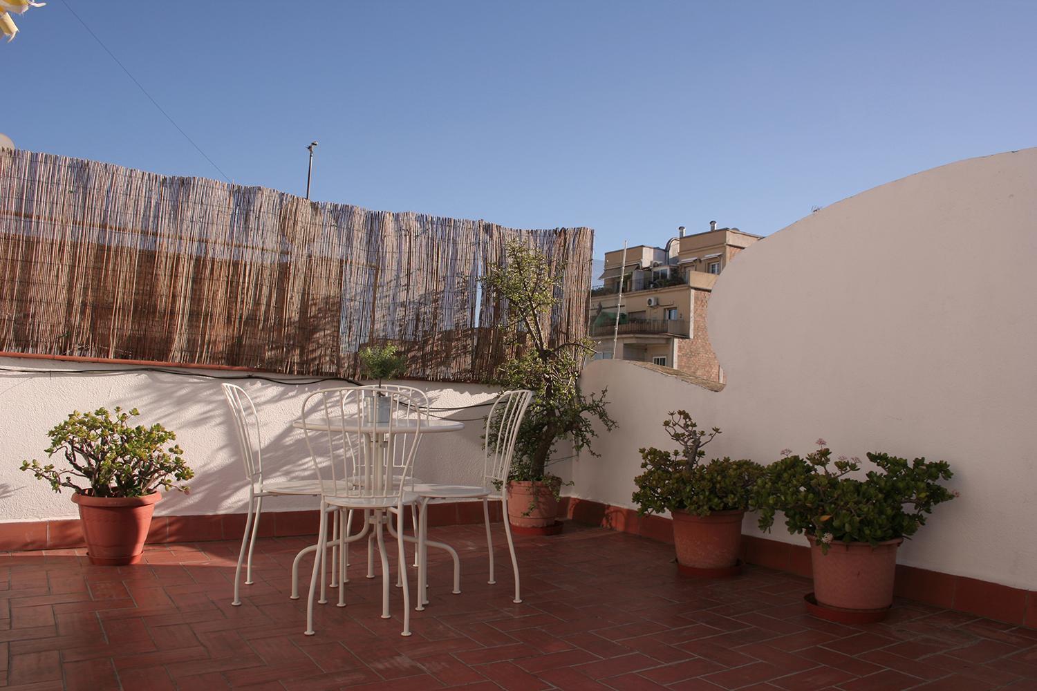 Lovely Apartment With A Terrace Барселона Екстер'єр фото