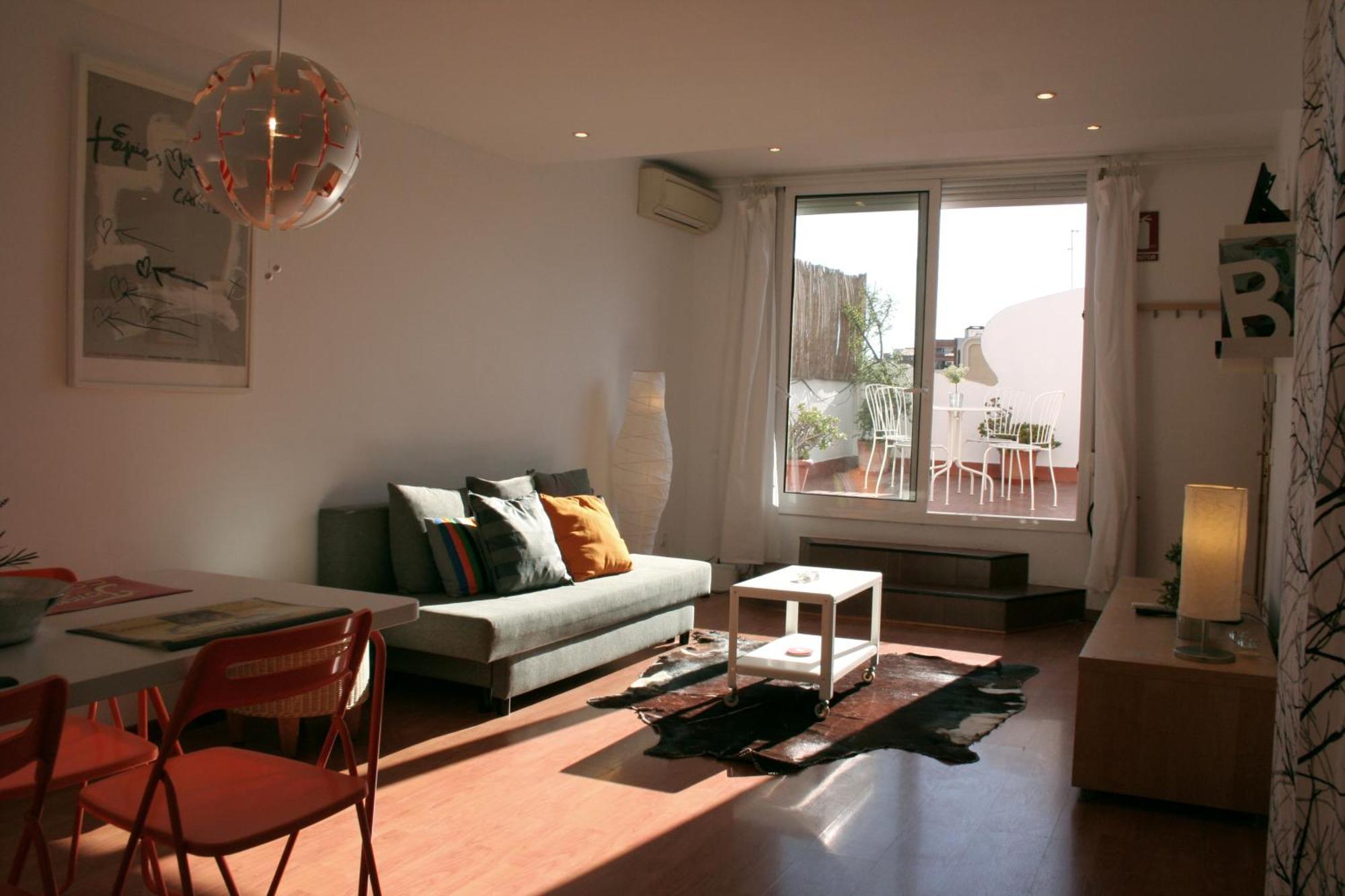 Lovely Apartment With A Terrace Барселона Екстер'єр фото